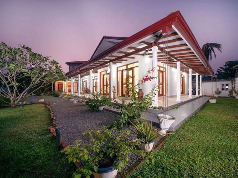Araliya Villa Moragalla Екстериор снимка