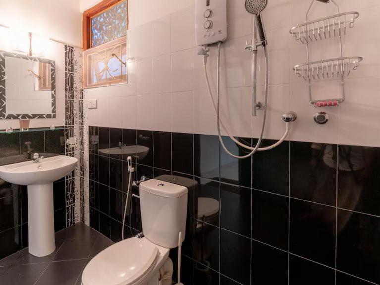 Araliya Villa Moragalla Екстериор снимка
